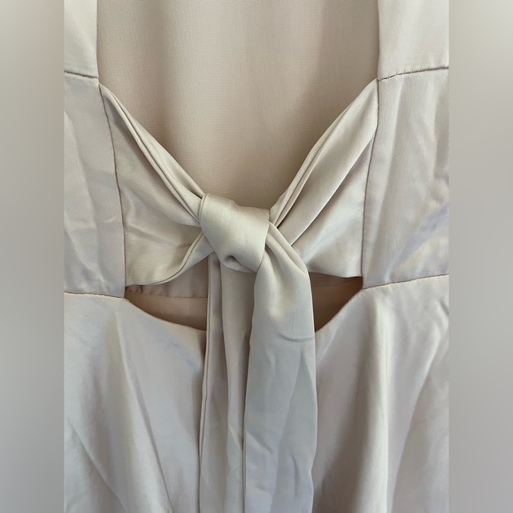 Vestique Satin Mini Dress NWT (long sleeve) - Picture 4 of 8